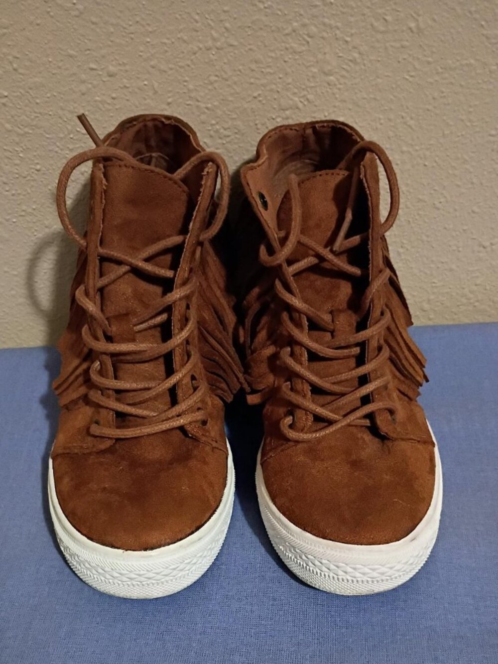 NOT RATED Fringe Sneakers for women Size 6.5 - Brown